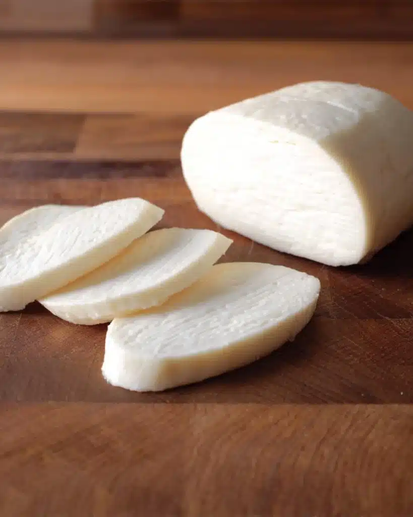 Homemade Mozzarella Cheese (Only 2 Ingredients!) Recipe