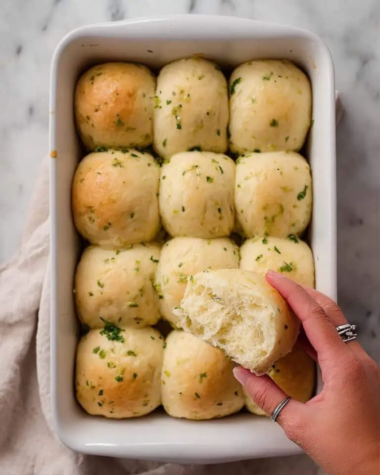Vegan Green Chile Garlic Rolls Recipe