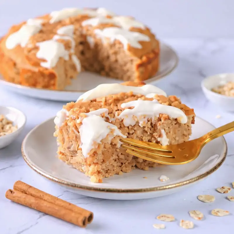 Cinnamon Roll Baked Oatmeal Recipe