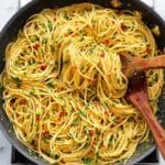 Spaghetti Aglio e Olio: Easy Garlic Olive Oil Pasta Recipe