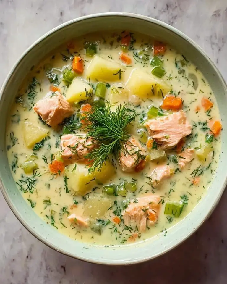 Creamy Dill Salmon Soup with Potatoes and Leeks Recipe