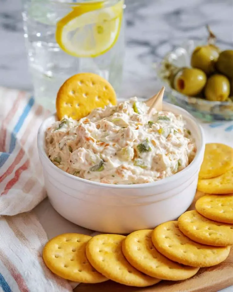 Creamy Olive Dip with Mozzarella and Greek-Inspired Flavors Recipe